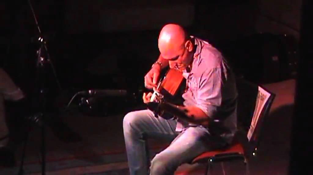 Giulio Redaelli a Un paese a sei corde extra