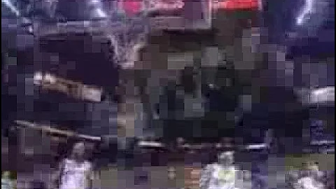 Tracy McGrady hits 8 Three-Pointers