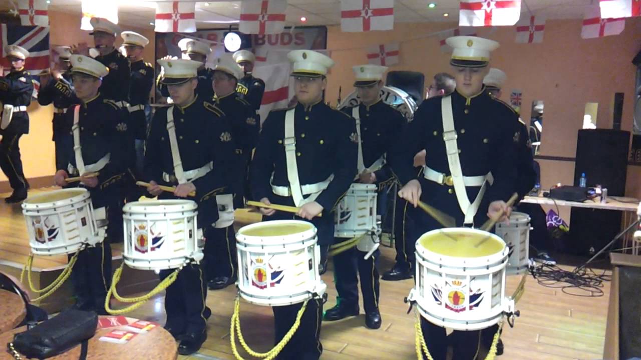 GOLDSPRINGS TRUE DEFENDERS F.B. 4 @ SHANKILL STAR F.B. INDOOR COMP. 2013