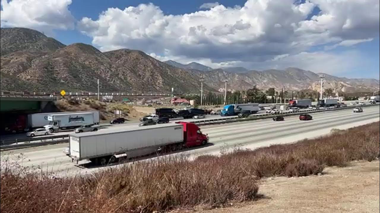 Traffic update on southbound I15 in the Cajon Pass vvng YouTube