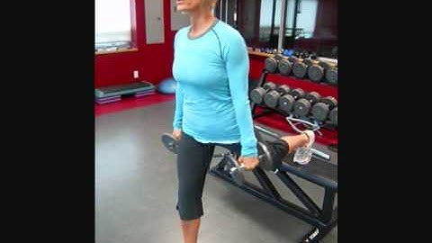 Exercise of the Week! Bulgarian Split Squat with a Bicep Curl.