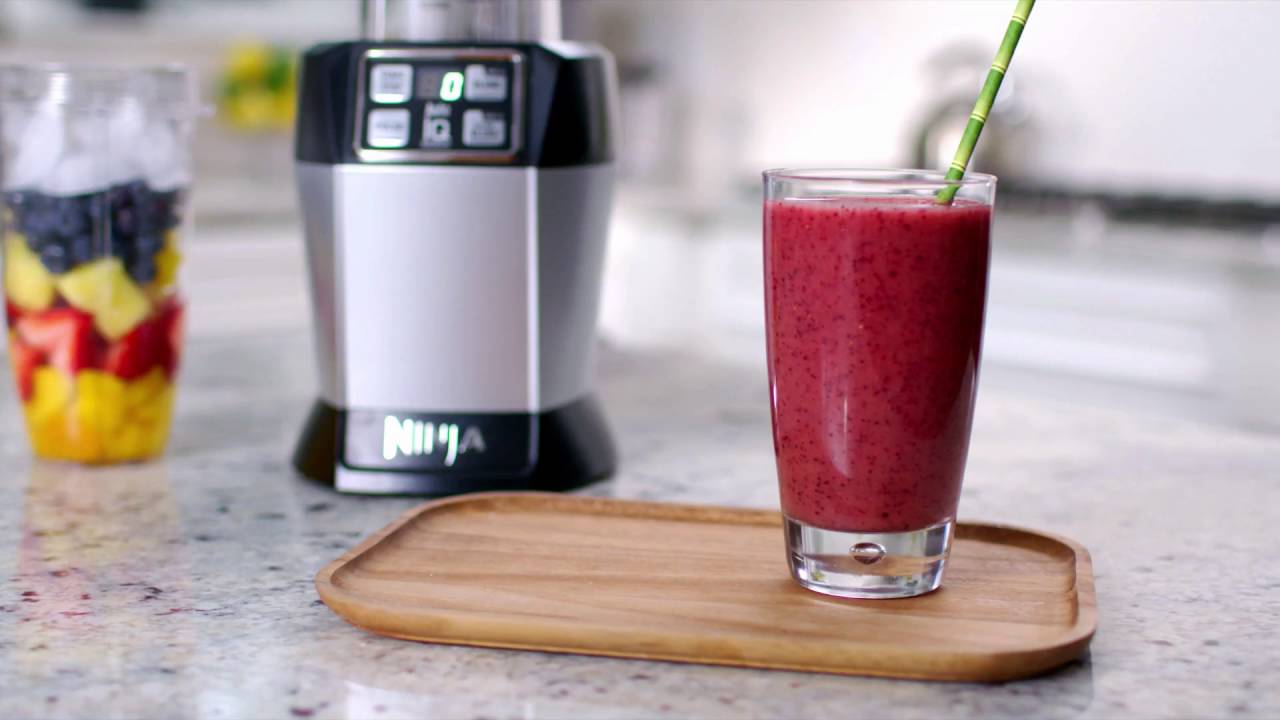 Ninja BN401 Nutri Pro Compact Personal Blender Showcase 