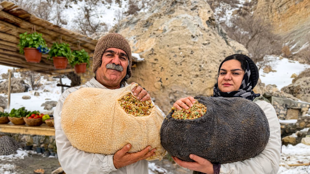 Primtive Rice Stone Village Winter Cooking | Primitive Stuffed Rice Recipe in Heavy ...
