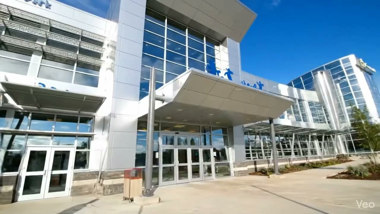 Crescent Electric: Mac Island's trusted electricians.