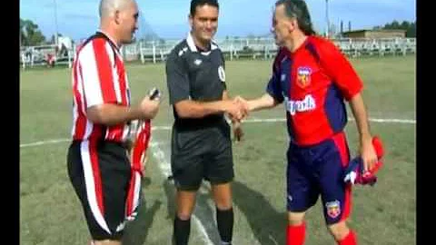 FUTBOLISTA RECORD GUINNESS ROBERT CARMONA EN TNU 2...