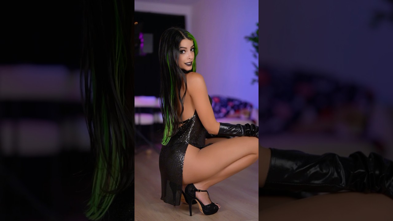 it’s a dress! 😈 #trending #gothclub #halloweencostume #foryou #helpmemakethismakesense #emo #alt