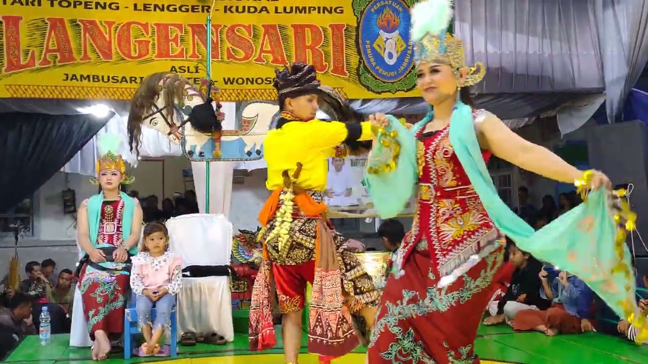SURUNG DAYUNG- KEMBANG JAGUNG - LANGEN SARI JAMBUSARI TERBARU LIVE LARANGAN MADURETNO.