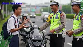VIRAL !! POLISI BAKAR MOTOR SISWA SAAT TILANG, TERNYATA ANAK JENDERAL !! LANGSUNG KETAR-KETIR !!