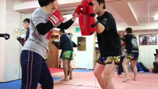 初心者の女性に人気のキックボクシングジム ガールズキッククラス 姉崎キックボクシングジム 船橋駅３分 Youtube