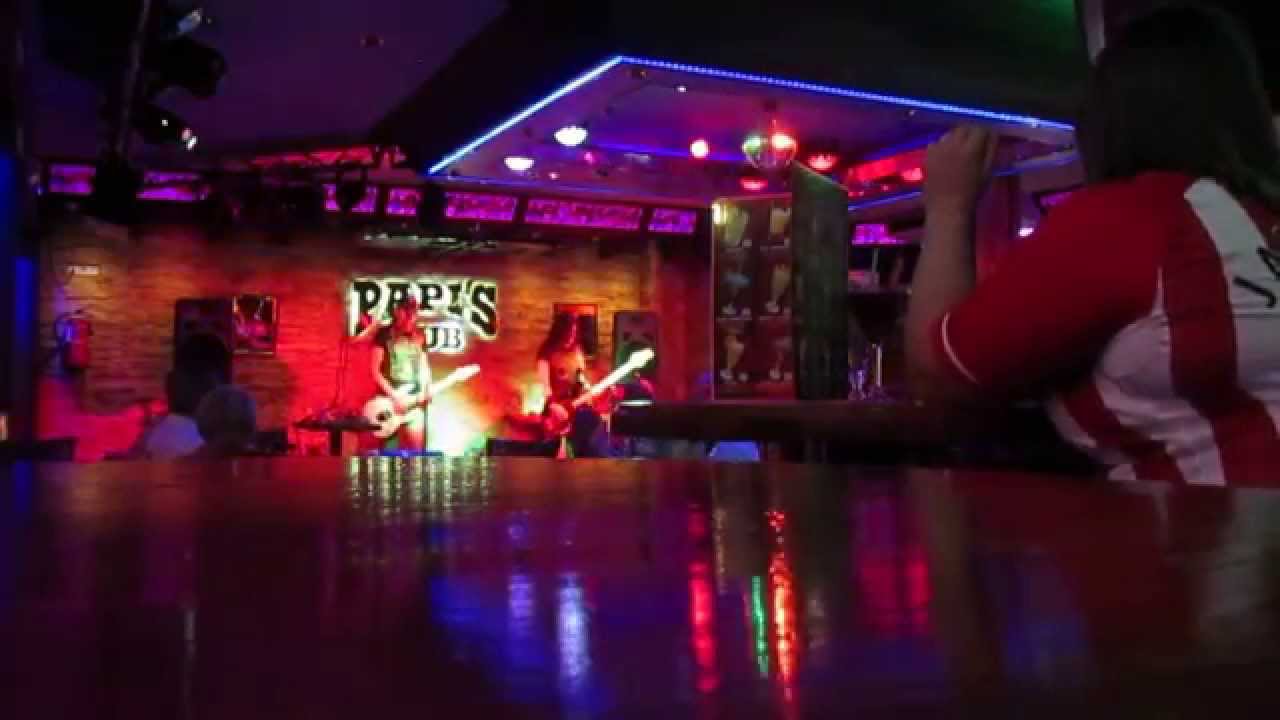 Hooched at Papi's Bar Palma Nova playing Blur YouTube
