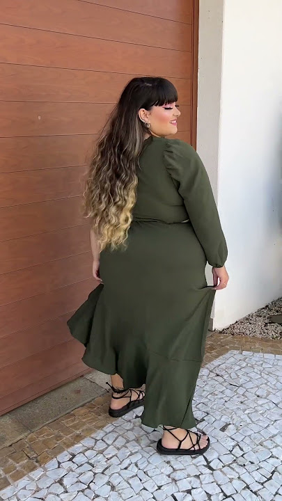 Looks lindos Plus Size do 44 ao 54 você encontra na Burn. Acesse nosso site: burnplussize.com.br