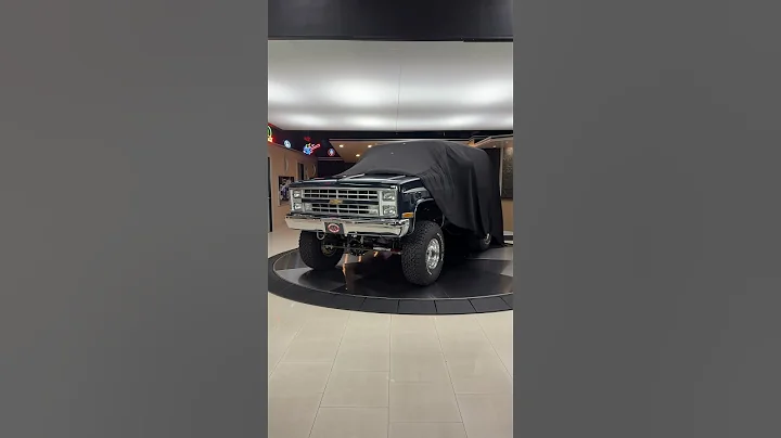 Introducing our new arrival! 1988 Chevrolet Blazer K5 😍 Available Now!