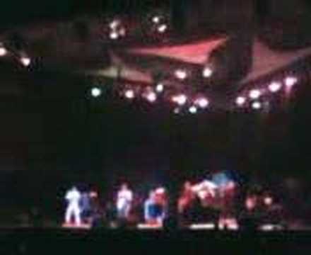 Volovan - ella es azul (en vivo en el Forum Monterrey 2007)