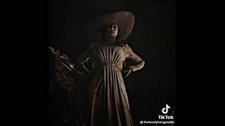 Residentevil 8 Lady Dimitrescu