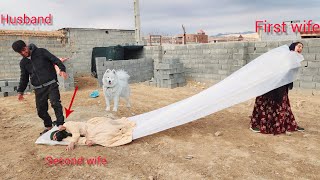 Download Lagu جشن تولد:The second wife asks her husband for help with housework, but he refuses. MP3