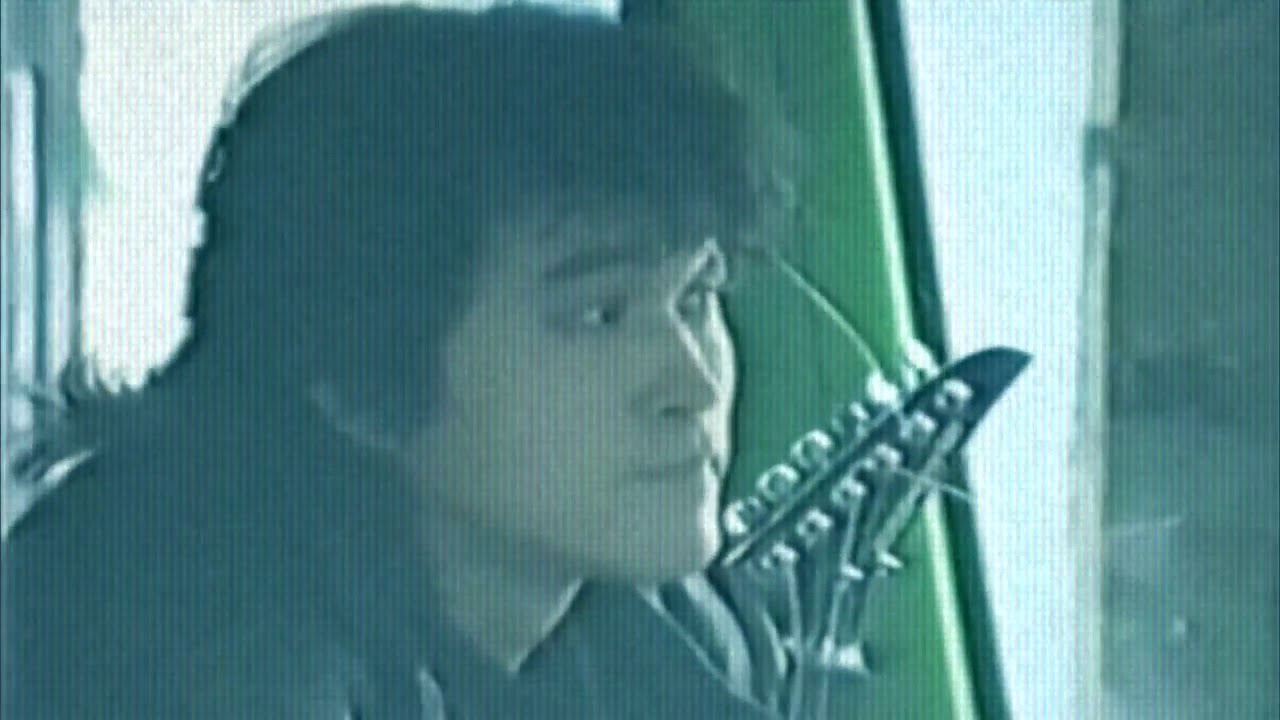 со мной опасно песня