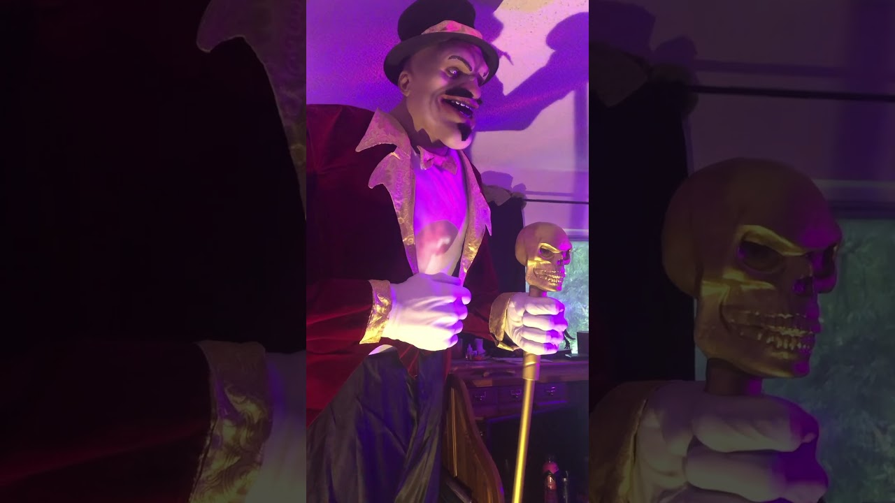 Ringmaster takes the stage...