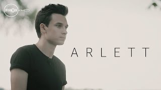 ARLETT – Бий гітари, бий серця // ЖИВЯКом //