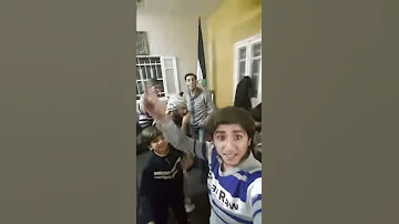 قاعد لوحدك كده سرحان شيطان يوزك في سكه شمال 