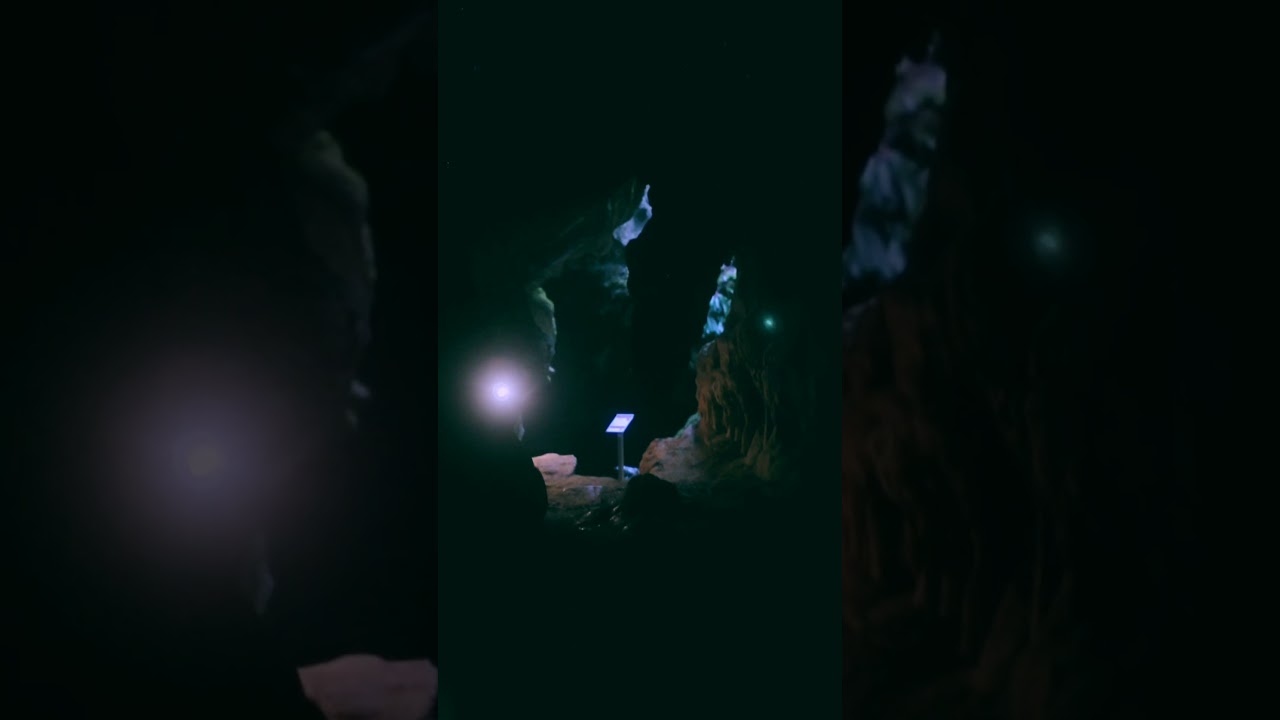 Смотреть «Calling» на YouTube Смотреть «Calling» на YouTube