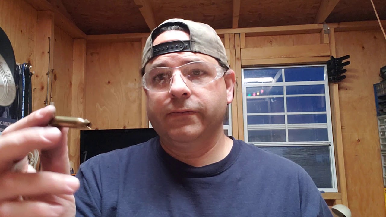 Reloading - Cleaning the Primer Pocket