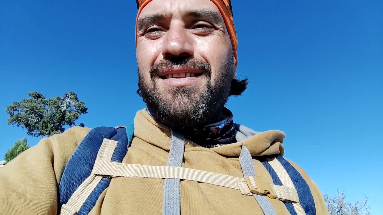 ELAZIĞ SELVİ BABA ZİYARETİ #elazığ #yukarıçakmak #sün #trekking  #selvibaba #türbe #ziyaret #türkiye