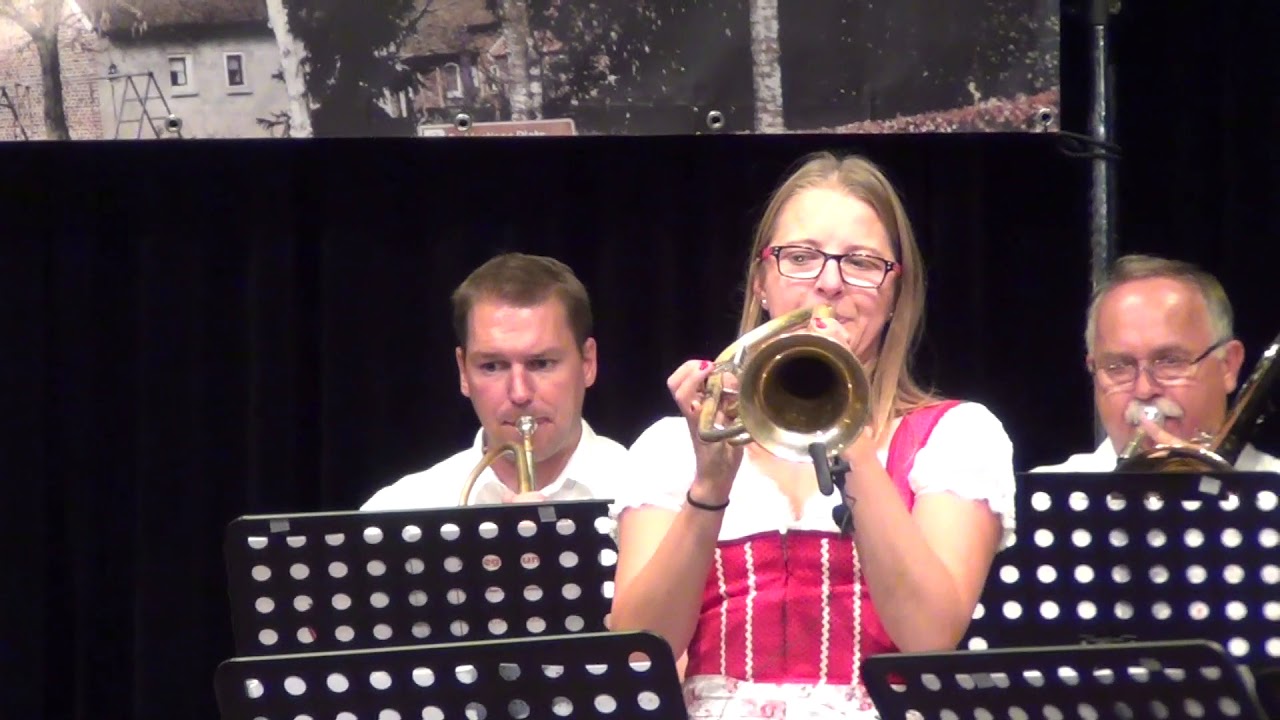 Blaskapelle EUDAIMONIA -/- Pod hradem (Unter der Burg):