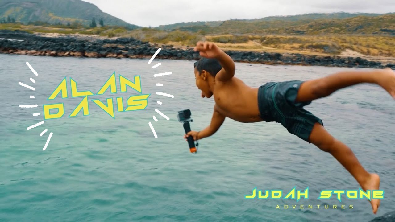 Alan Davis (Ka'iwi Shoreline Trail)