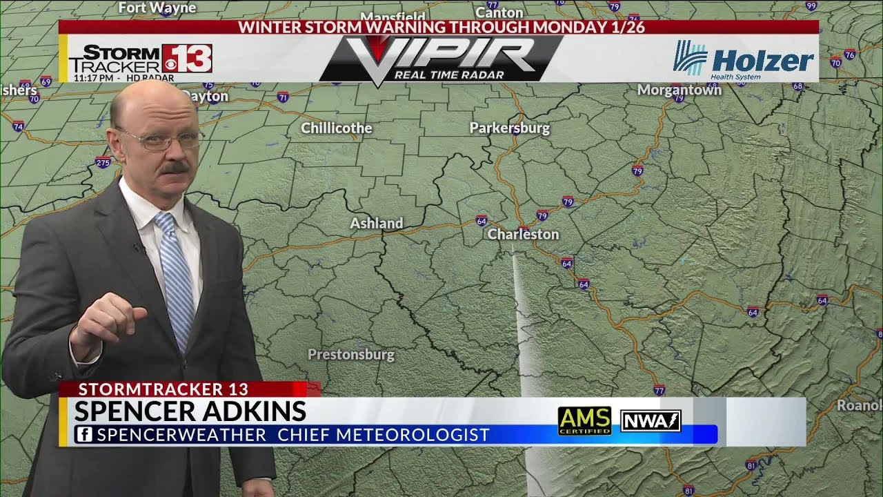 Here it comes! Late update on winter storm Friday night - YouTube