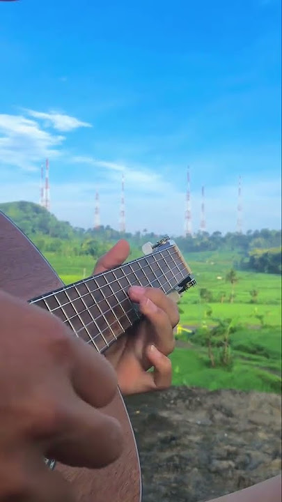 Chanda chamke ,metik gitar nya enak tenan mass 🤭asooy👍👍👌
