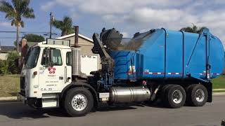 Republic Services LNG Autocar ACX Heil Rapid Rail 2706