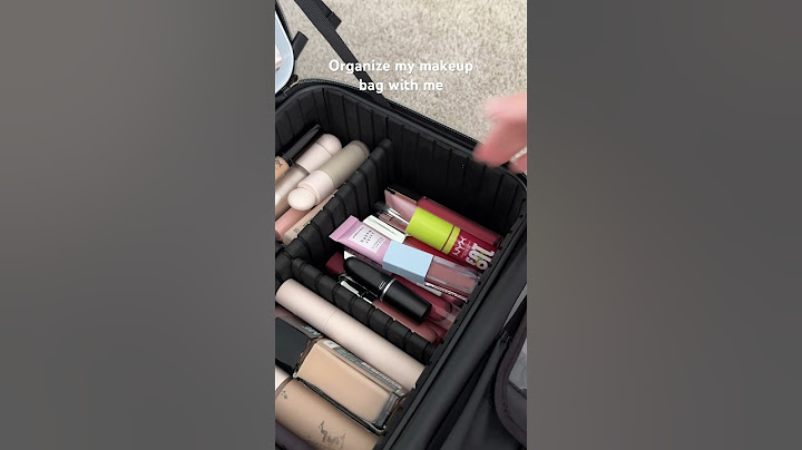 Organize my makeup bag with me