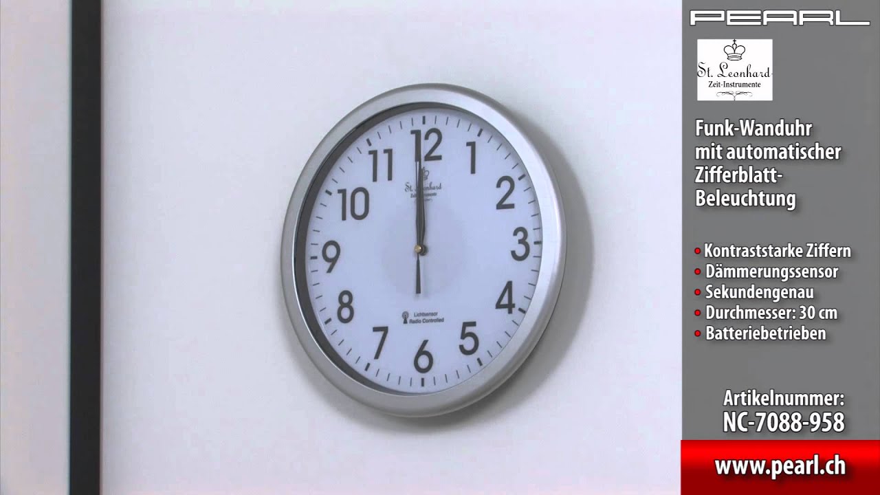 St. Leonhard Funk-Wanduhr mit automatischer Zifferblatt-Beleuchtung
