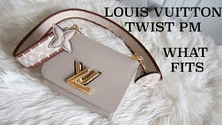 Louis Vuitton Twist Belt Chain Bag Wear & Tear update/What fits? How to  rock it? Is it worth it?? 