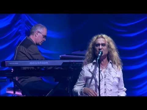 STEVE HACKETT - "The Lamb Lies Down On Broadway" Live In Liverpool (OFFICIAL VIDEO)