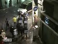 La policia carrega contra els seguidors a Canaletes