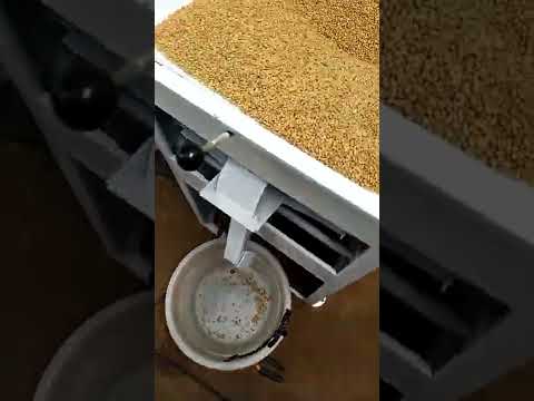 Small gravity destoner for sesame wheat corn