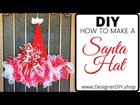 Santa Hat Wreath Tutorial - So simple! This mesh and ribbon wreath is a perfect Christmas decoration