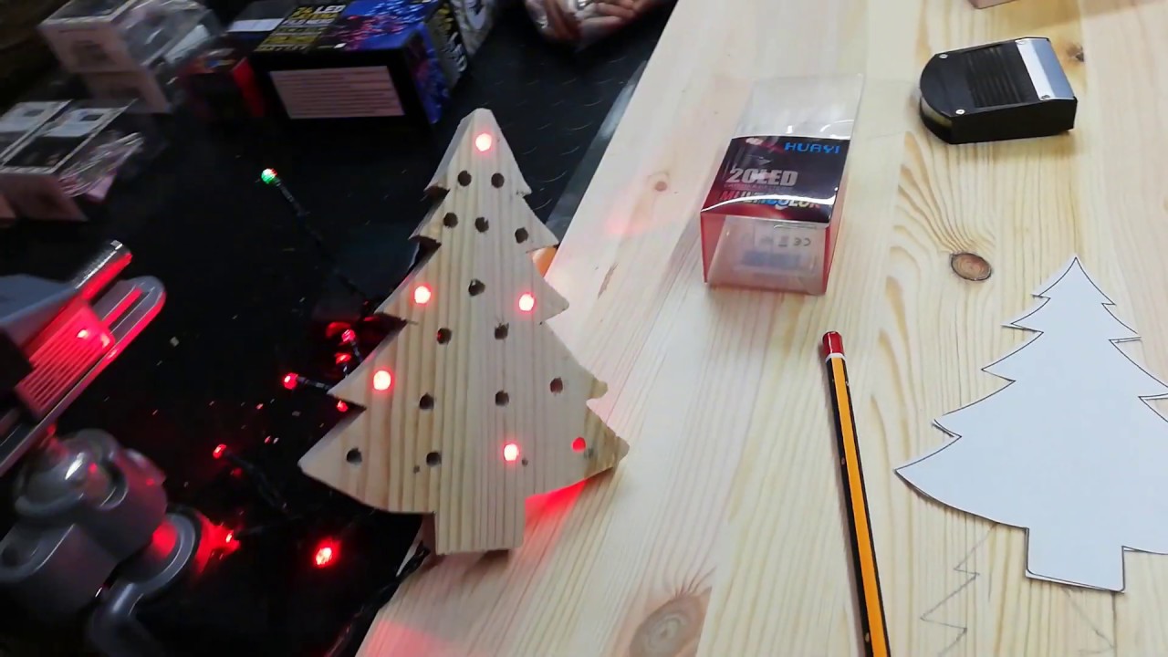 Alberelli Di Natale A Led costruzione alberelli di natale a led fai da te. 1 parte - YouTube