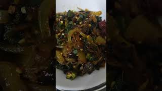 Dhaba Style Bhindi Fry | Crispy Masala Bhindi Recipe | Easy Indian Sabzi | Cooking With Shamsi