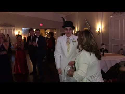 North Muskegon crowns 2018 prom king and queen