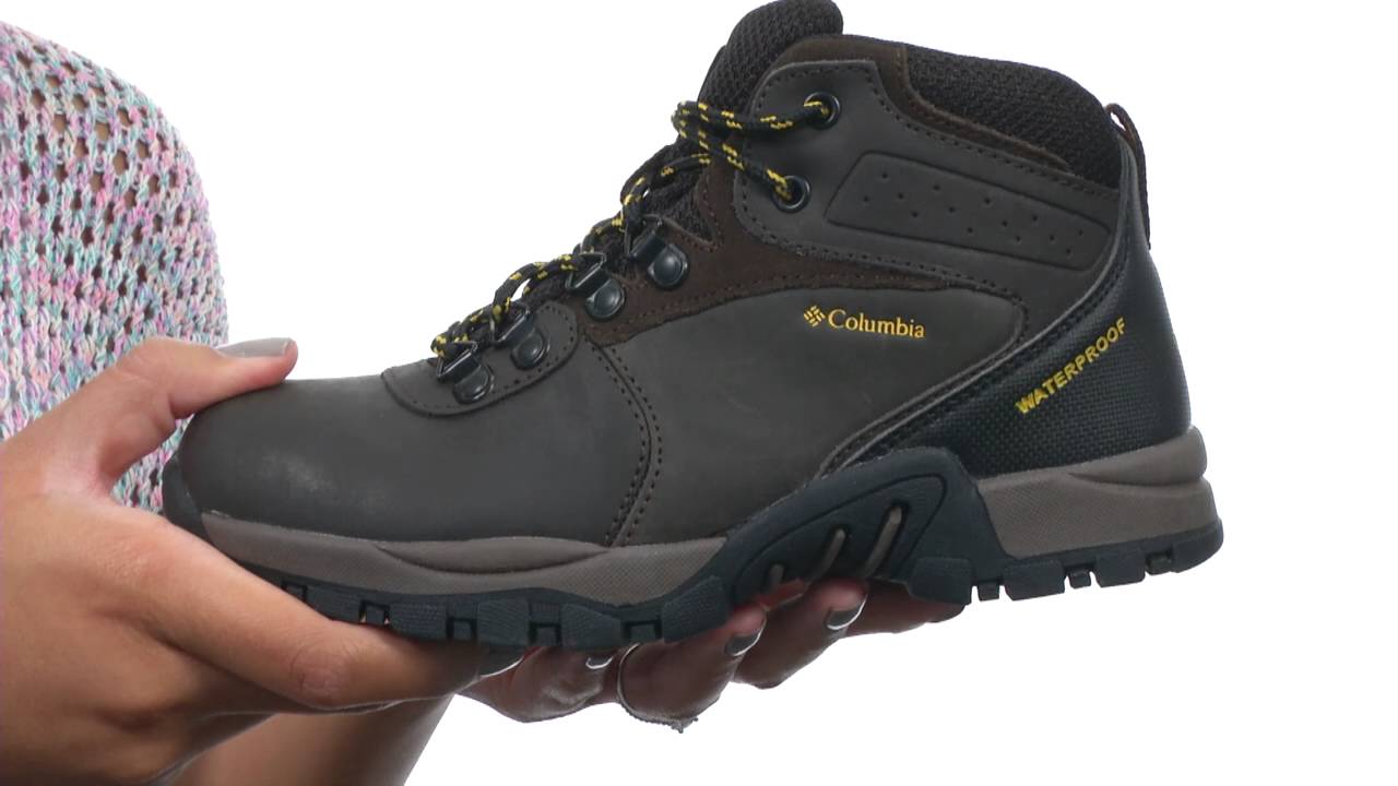 columbia boys hiking boots