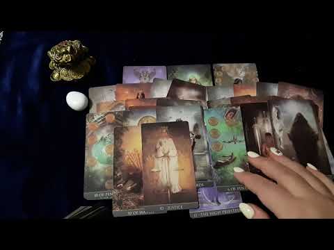 Расклад таро на тему: "Любовный треугольник: я - любовница, она - жена"