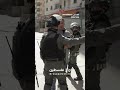 اعتداء جنود الاحتلال على الصحفيين خلال تغطية اقتحام كفر عقب 
