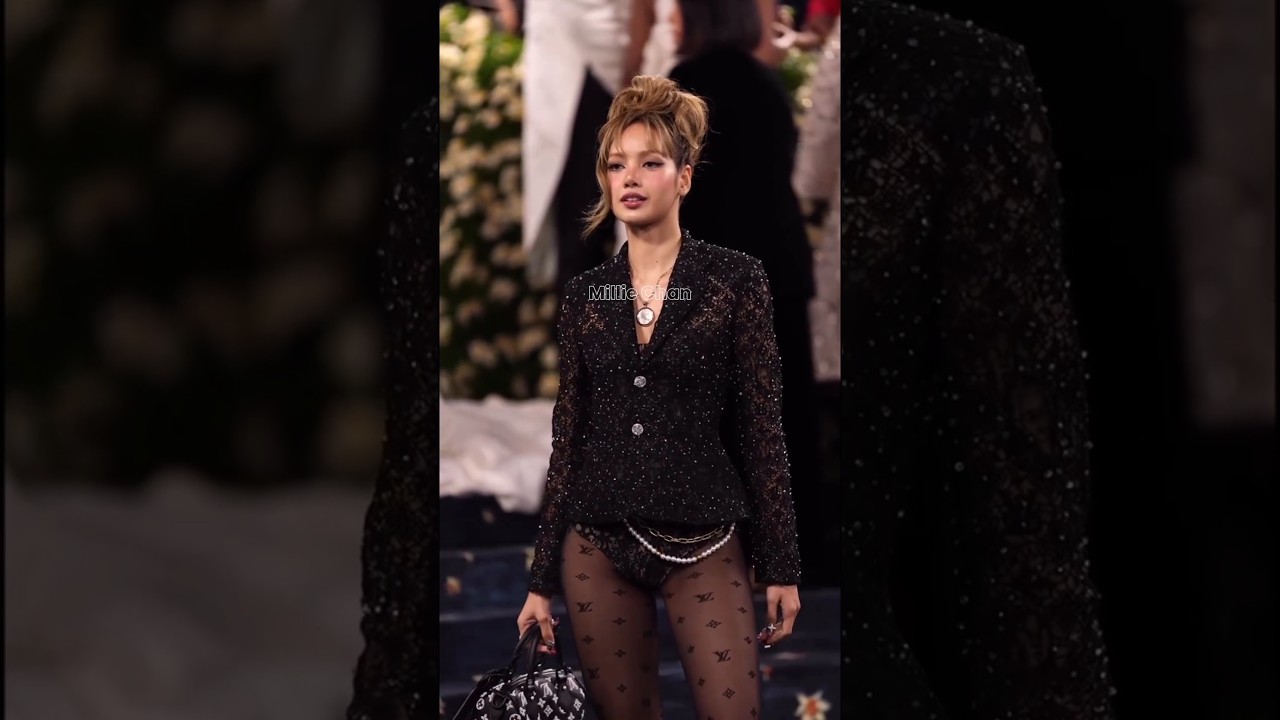 Lisa Blackpink look like Sexy Rockstar🔥 at Met Gala 2025 #lisa #blackpink #metgala #kpop #idol