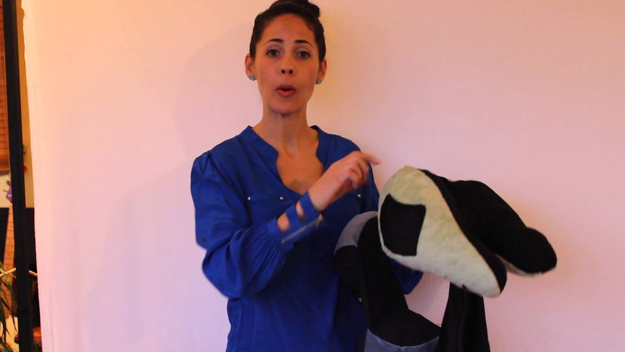 Difference between Comfy Commuter Basics and Original Travel Pillow