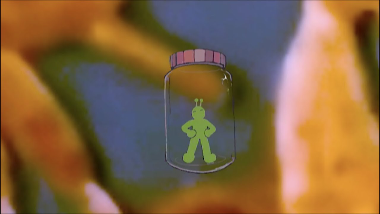 ant crash - YouTube