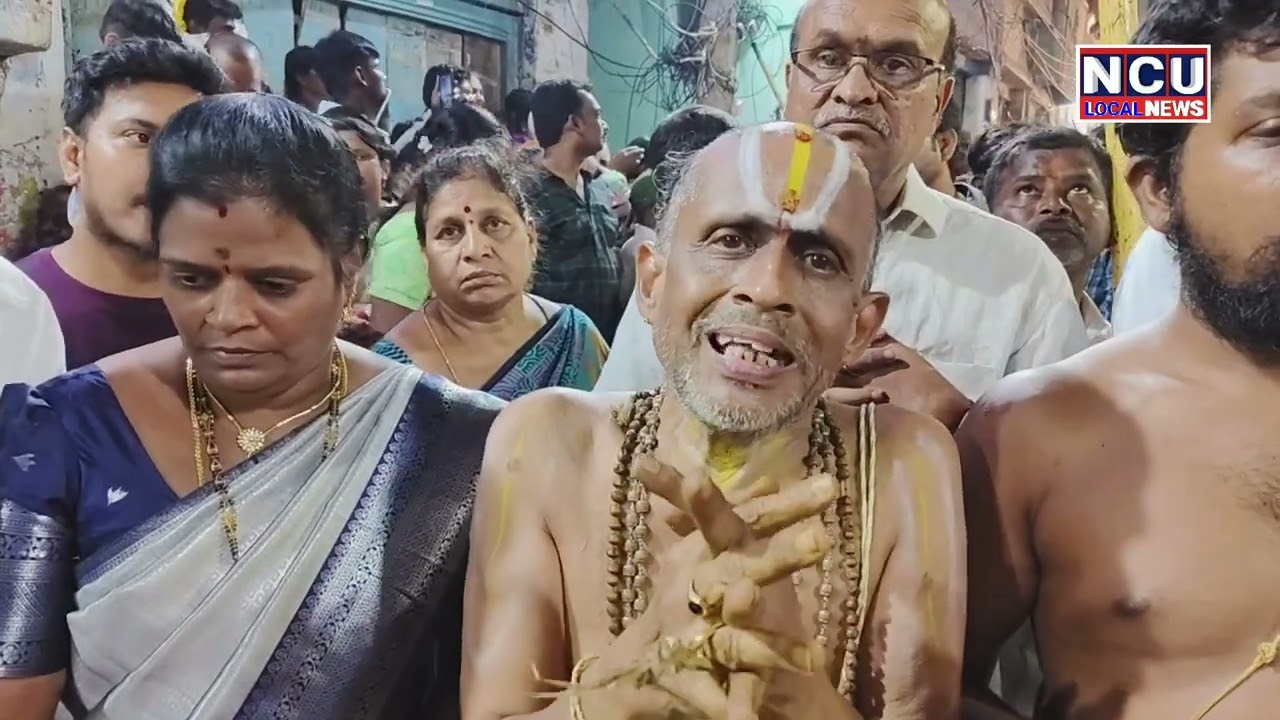 నల్లచెరువు కరే రవి వారి ఇంటి నుండి  ఖాద్రి బ్రహ్మరథం వద్ద ప్రత్యేక పూజలు