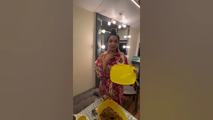 Malaika Arora, Farah Khan, Rithvik Dhanjani Enjoy Yummy Food On Jhalak Dikhlaja 11 Set #shorts