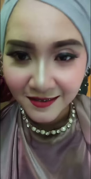 rena MAKEUPIN temen